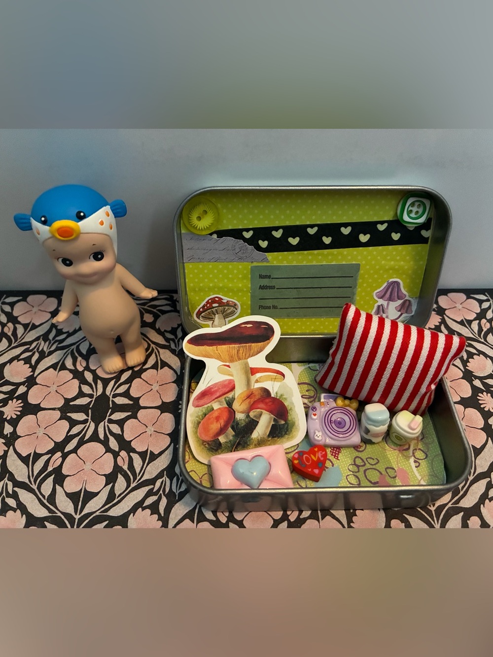 Handmade sonny angel bed trinket tin <3